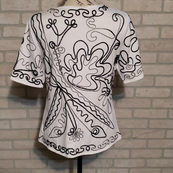 Womens Short Sleeve - Picture 3 of 3